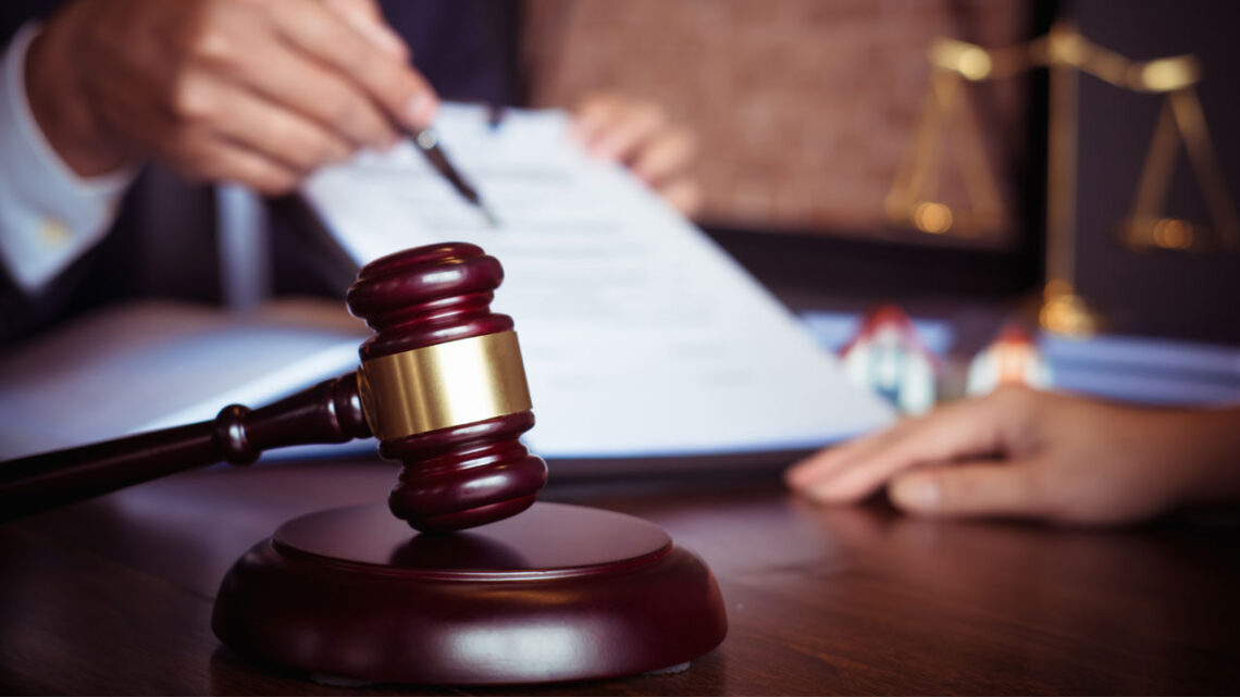 defense attorney if their company is ever sued, Don’t Get Sued: 5 Tips to Protect Your Small Business