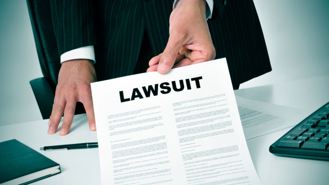 defense attorney for lawsuits against a company, How Does a Lawsuit Work? Basic Steps in the Civil Litigation Process